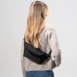 Bali Crossbody All Black by Mariefeandjakesnow