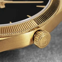 Crush Gold Black Steel