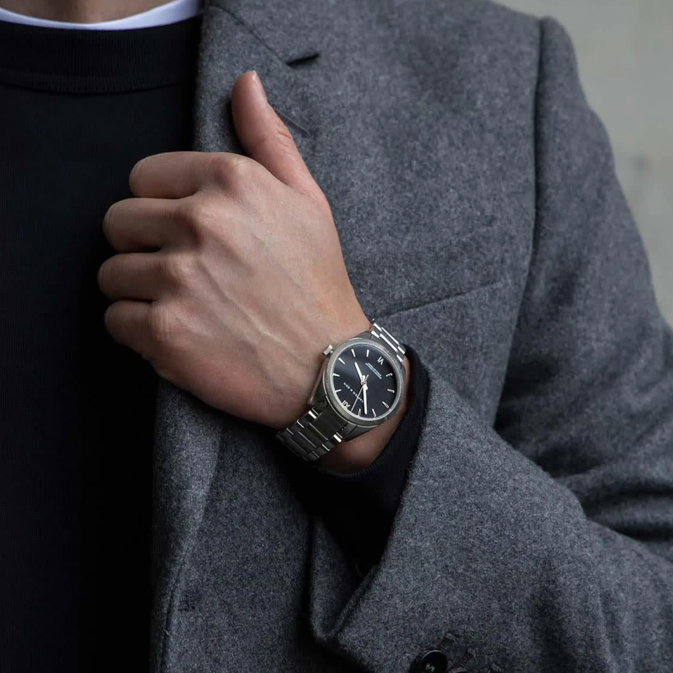 Crush Silver Black Steel