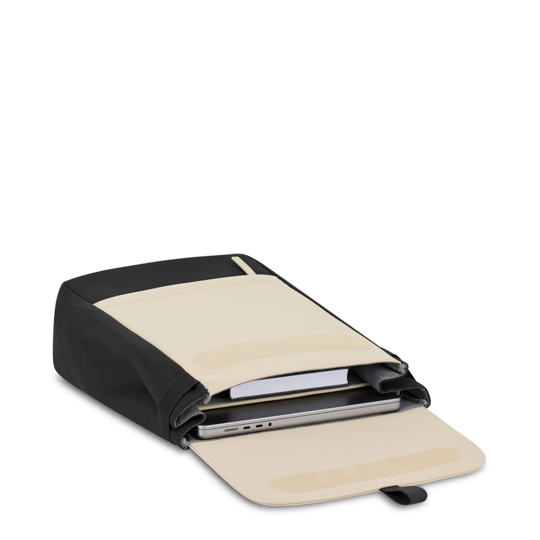 Fyn Cream Black