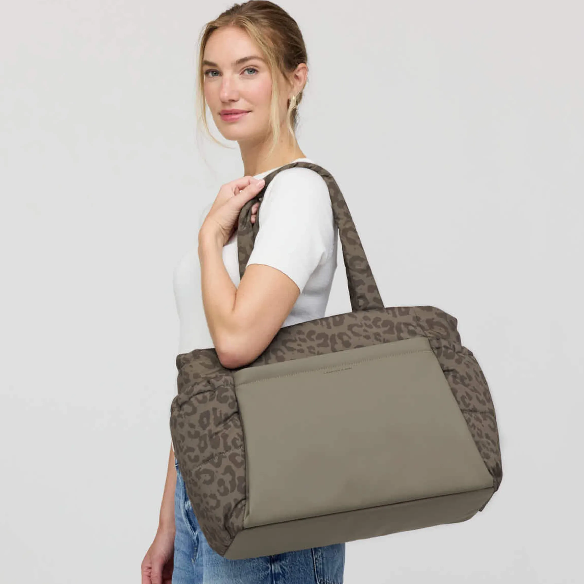 Hellvi Cloud Large Leo Dark Brown