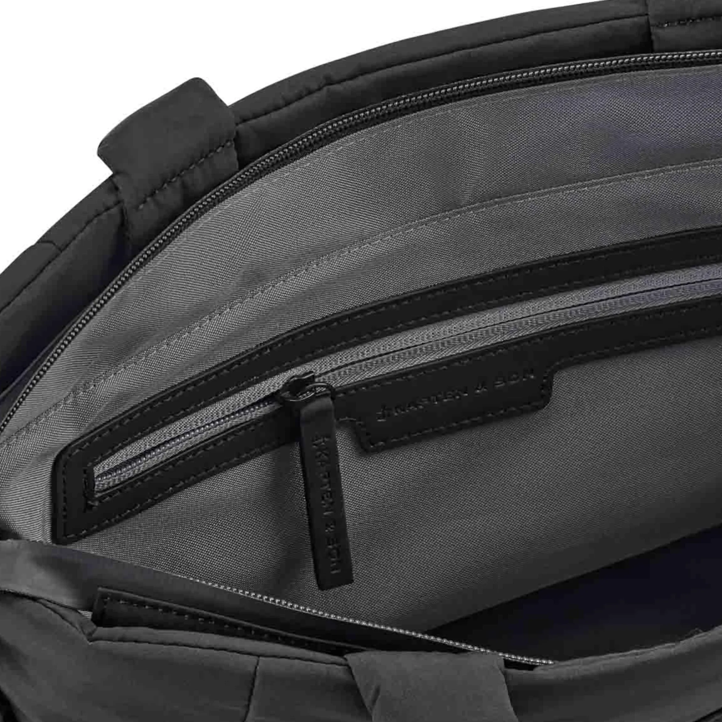 Hellvi Cloud Medium All Black