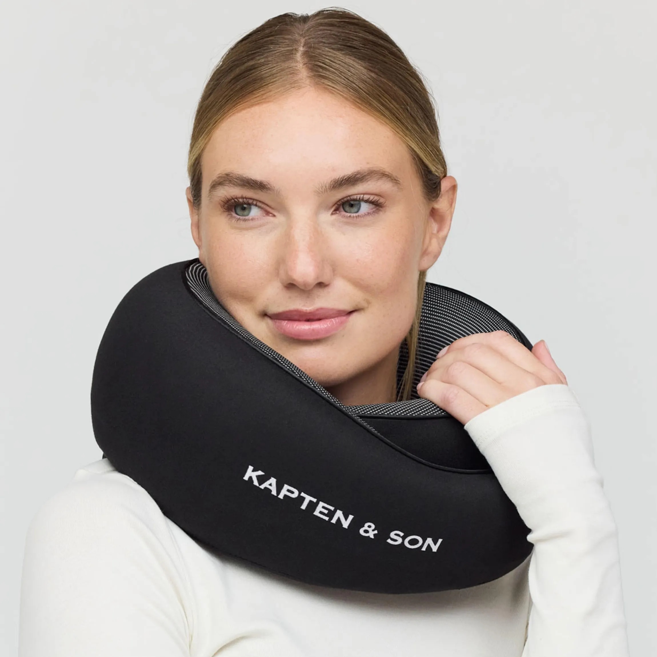 Travel Pillow All Black